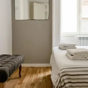 https://napoli-flats.hotels-amalfi.com