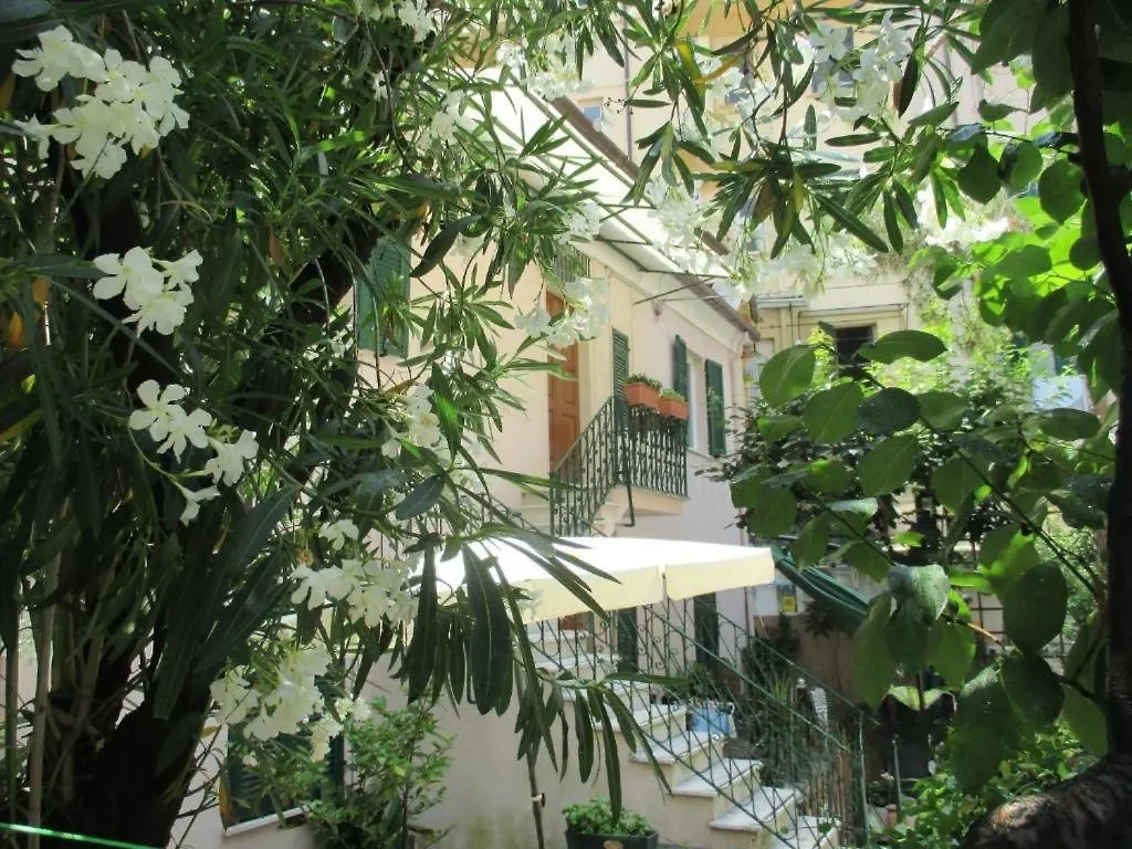 Apartamento Il Giardino Degli Oleandri La Spezia Italia
